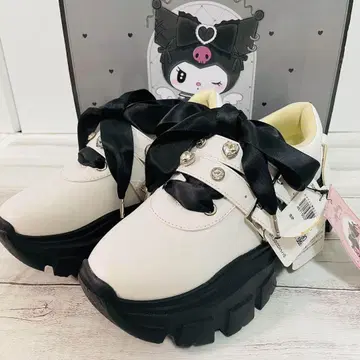 산리오 마이멜로디 통굽 밑창 로퍼 S 사이즈