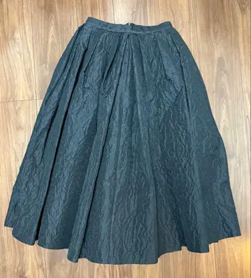 cygne 블랙 자카드 볼륨 스커트 Mila 택 포함 새상품