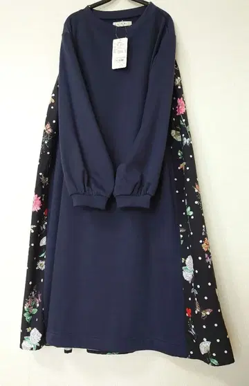 이즈스칼라 원피스