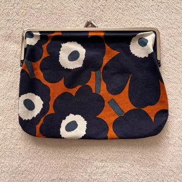 마리메꼬 가마구치 파우치