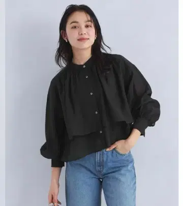 그린 라벨 릴랙싱 포포시어 크롭 블라우스