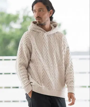 CALL&RESPONSE 콜앤드레스폰스 굵은 편직 케이블 스웨터 니트