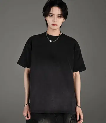 ADRER 빈티지 디자인 그라데이션 릴랙스핏 T셔츠