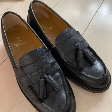 블랙 가죽 태슬 로퍼