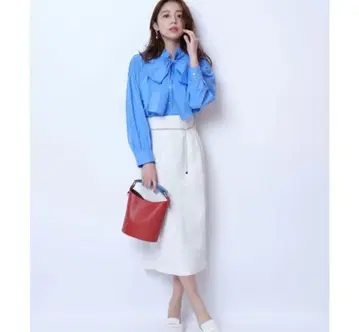 저스길리티 스커트 아푸와이저 리셰 마이 스트라다 카듀네