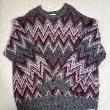 Bayliss 지그재그 패턴 스웨터