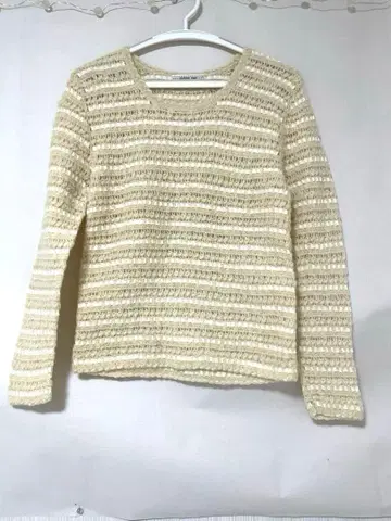 KANERO ISAO 베이지 스트라이프 편직 긴팔 니트