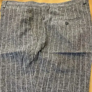 그레이 스트라이프 슬랙스