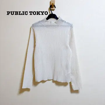 PUBLIC TOKYO 시어 플리츠 하이넥 티셔츠