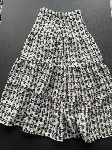 벌스데이 바쉬 플레어 스커트 네이비와 화이트 체크