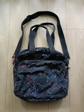 Kipling 꽃무늬 숄더백