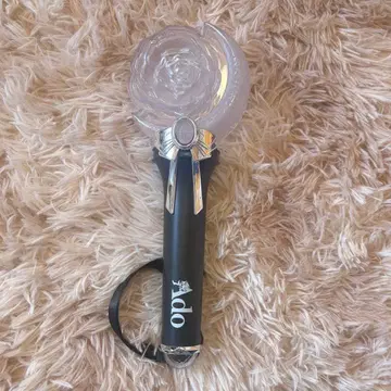 Ado 모나리자의 옆얼굴 응원봉