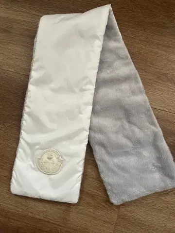 피코네 클럽 머플러