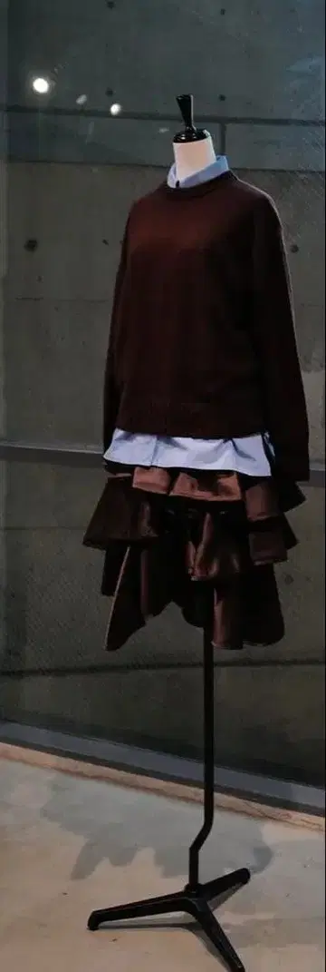 새상품 쿠마라무 울 니트 브라운 machatt 마차트 긴팔 브라운