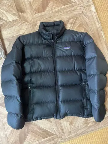 Patagonia 블랙 다운 자켓 M