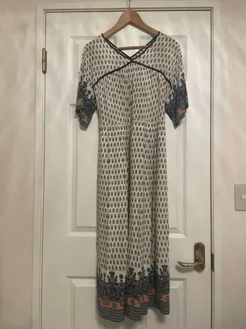 에스닉 패턴 롱 원피스 반팔 N.