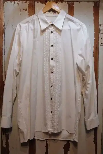 유로 구제 의류 vintage 티롤리안 셔츠