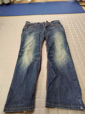 EDWIN 데미지 가공 데님 팬츠