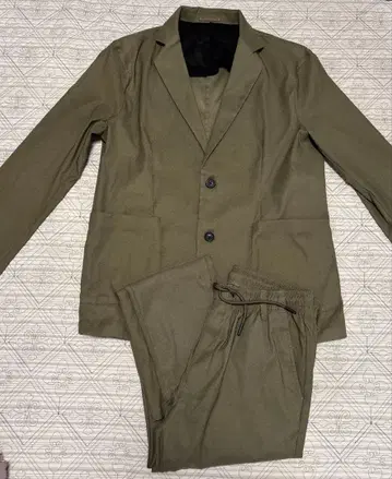 세탁 가능한 남성용 셋업 수트 L (여름용)