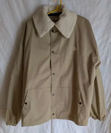 보아 옷깃 베이지 자켓