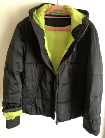 아웃도어 OUTDOOR 남성용 L 사이즈 패딩 자켓