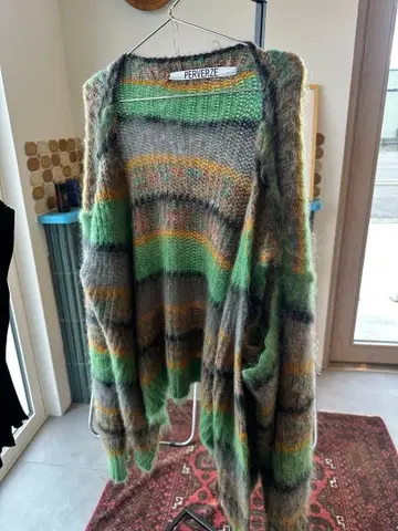 PERVERZE 스트라이프 가디건