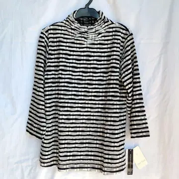 [ 새상품 ] 티셔츠 하이넥 보더 화이트 블랙 칠부 비침 LL 일본제