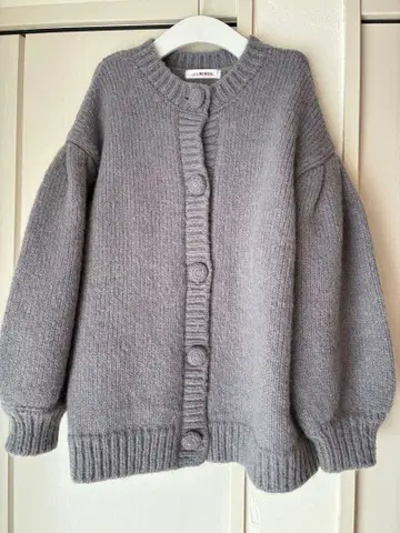 안미누 새상품급 니트 가디건