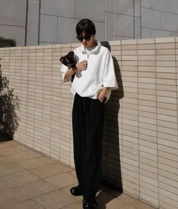 새상품 machatt 마차트 하프 지퍼 오버 사이즈 맨투맨 화이트