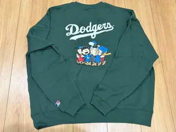 LA 다저스 x 프릭스스토어 x 스누피 PEANUTS 맨투맨 콜라보