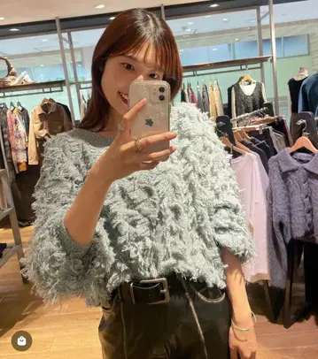 JEANASIS 지나시스 라메 컷 자카드 숏 풀오버 블루 계열 니트