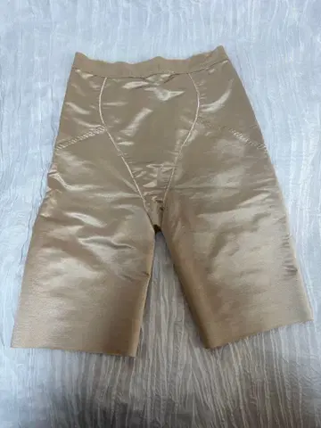 NOVARESE 베이지 브라이덜 이너 M 사이즈