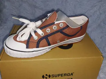 SUPERGA ALEXACHUNG 브라운 스니커즈