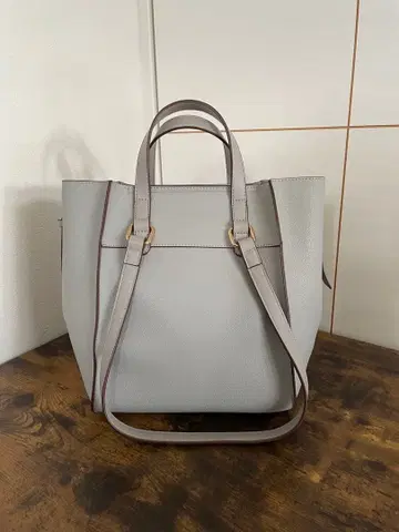 그레이 토트백 지퍼 포함