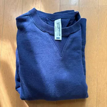 LOOPWHEELER BEAMS+ 네이비 맨투맨