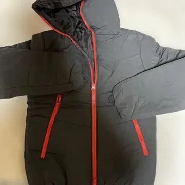 차콜 빨간색 다운 자켓 더블 지퍼 남성용 M 충전솜