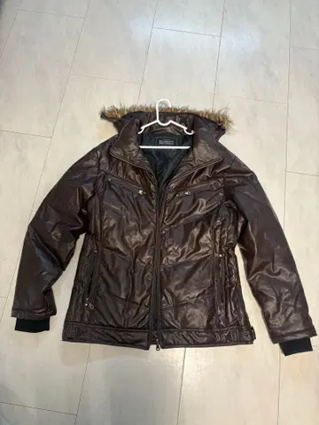 ROUSHATTE 브라운 후드 부착 자켓 3L