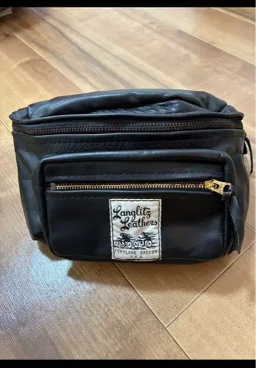 Langlitz Leathers 랑그리츠 레더 힙색 블랙