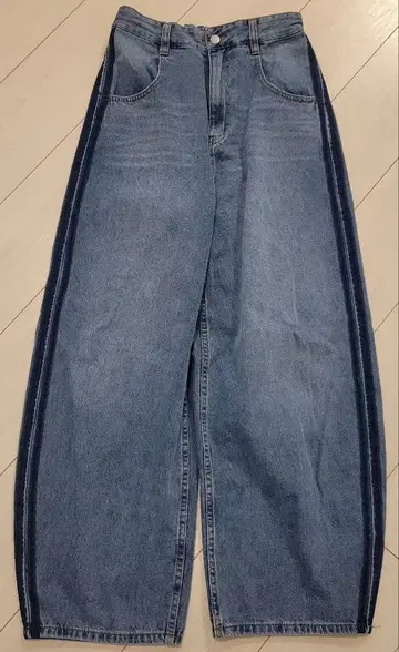 niko and - 사이드 라인 데님 팬츠 M 사이즈