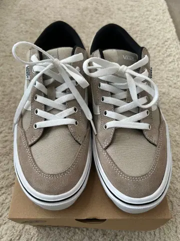 VANS 베이지 스니커즈