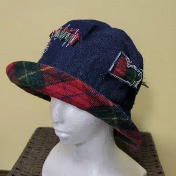 리버서블 데님 패치워크 버킷햇