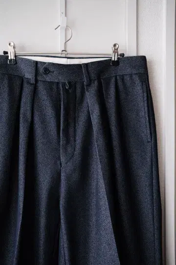 새상품급 NEAT Plastic denim WIDE 48