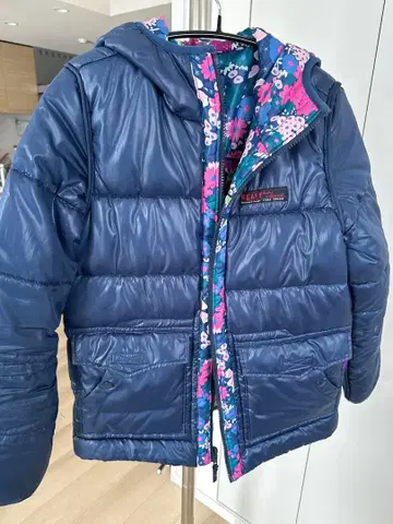 네이비 다운 자켓 플라워 무늬