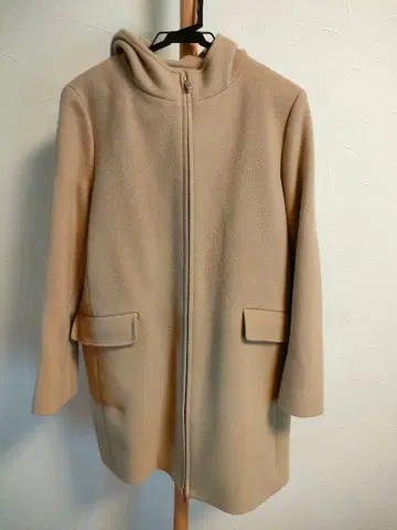 UNITED ARROWS 후드 부착 롱 코트