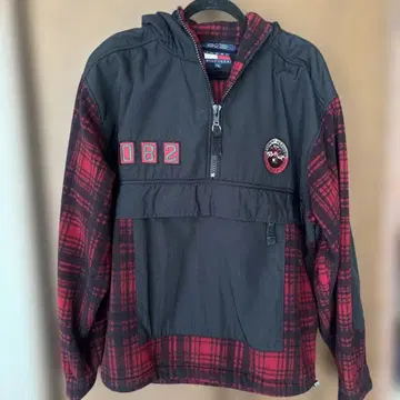 타미힐피거 빨간색과 블랙 플리스 아우터 남성 L