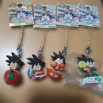 드래곤볼 초 마스코트 열쇠고리 맛있는 것 편 4종 세트