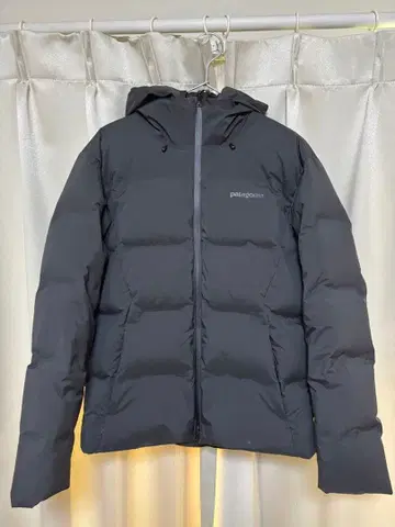 patagonia 블랙 다운 자켓 S