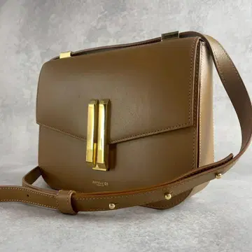 미사용급 DEMELLIER 밴쿠버 가죽 숄더백 브라운