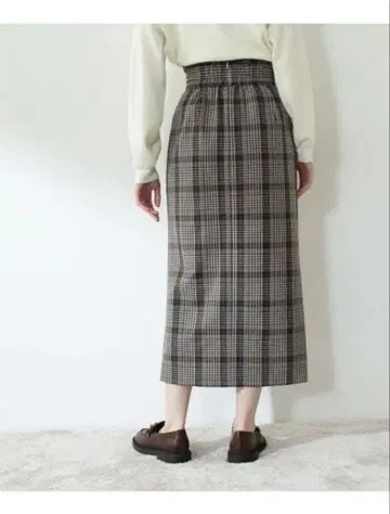 N. Natural Beauty Basic 체크 무늬 슬릿 타이트 스커트