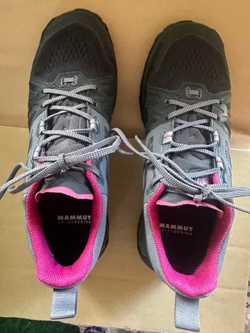 MAMMUT 마무트 트레킹 슈즈 산티스 로우 고어텍스